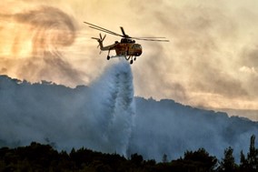 Πυρκαγιά σε δασική έκταση του Ολύμπου στο Λιτόχωρο Πιερίας 